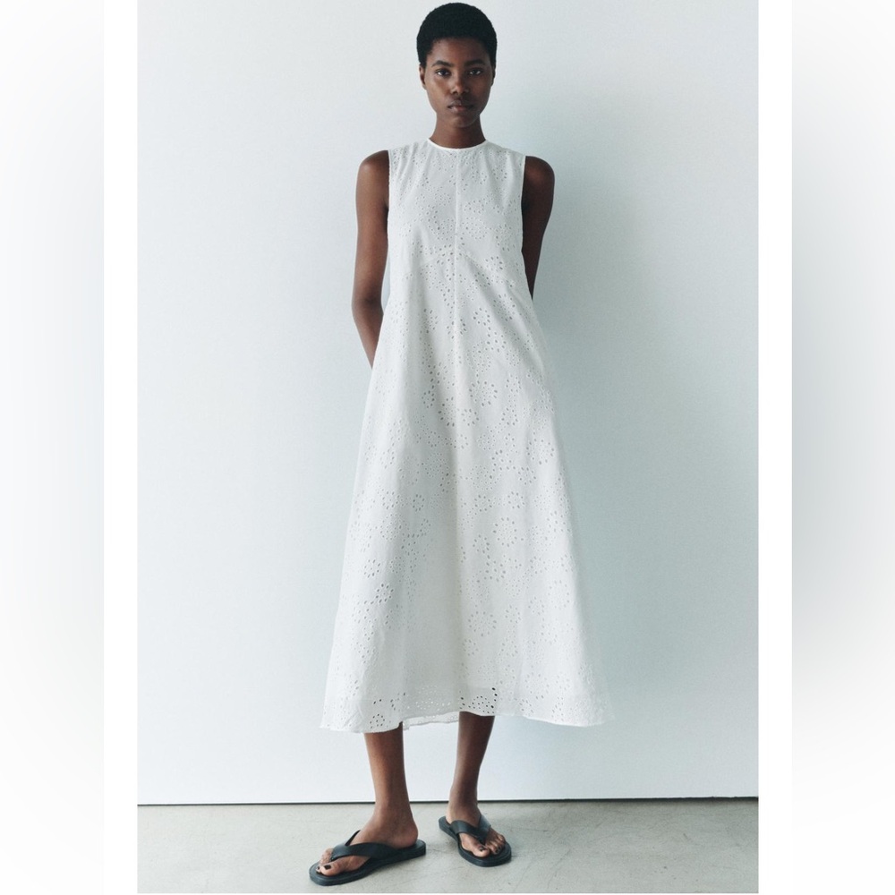 Zara NWT Embroidered Midi Dress
ZW Collection size XXL